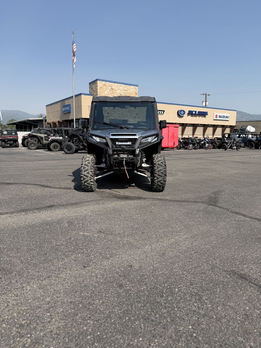 Kawasaki UTV Utility Vehicle - Excellent Condition