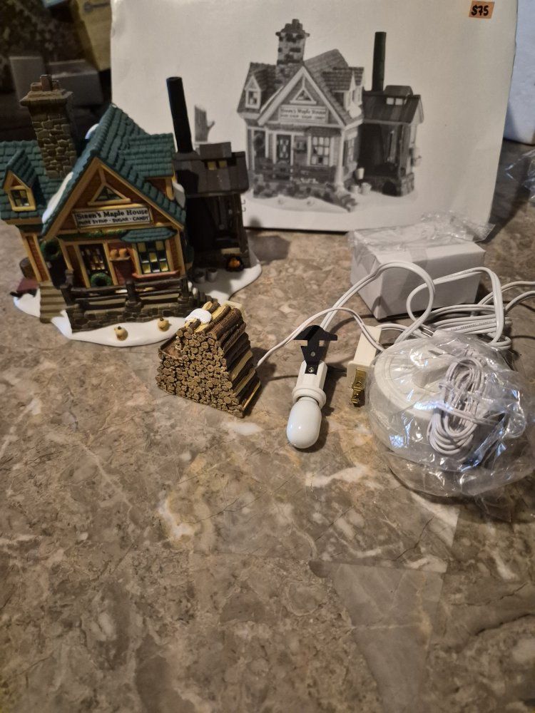 Heritage Village Collection New England Village "Steen's Maple House" Porcelain Figurine