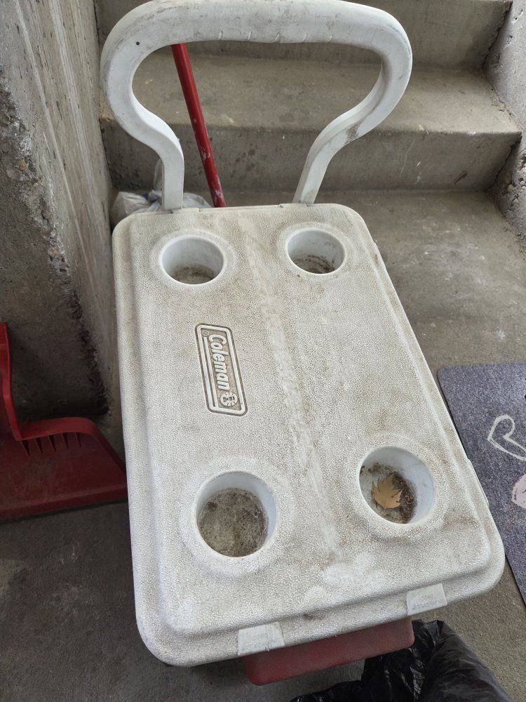 Main image 3