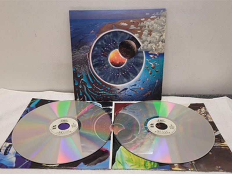 myhometownauctions.com - May 28 and June 4: Vinyl Records, and Collectibles Auctions (My Hometown Auctions)