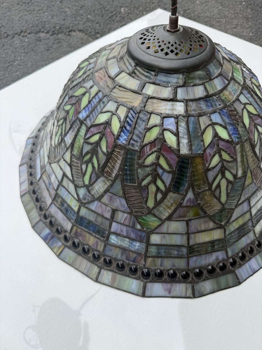 Tiffany style lotus leaf lamp shade