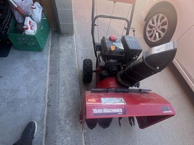 Snow blower excellent condition