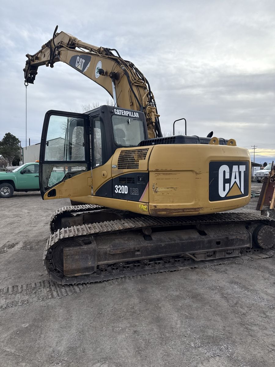 Caterpillar 320D LRR Excavator