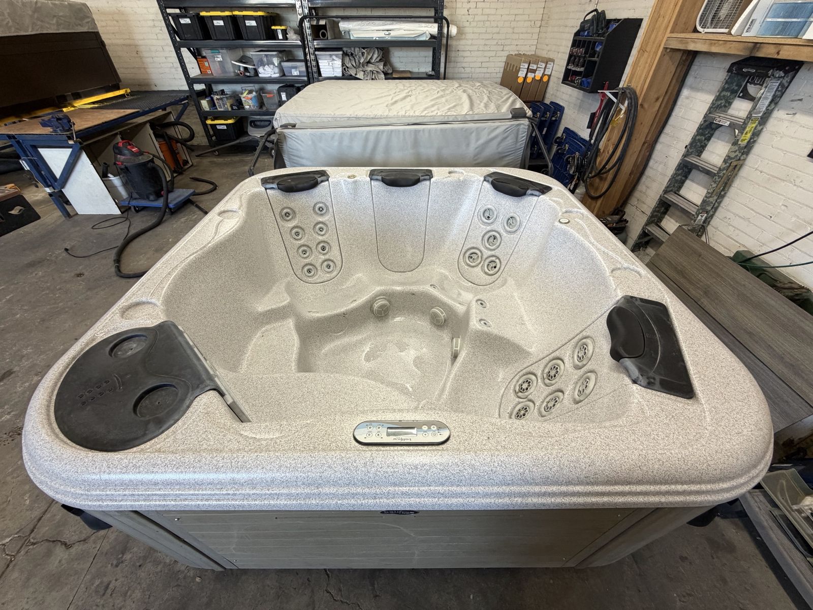 2008 Bullfrog Spa 462
