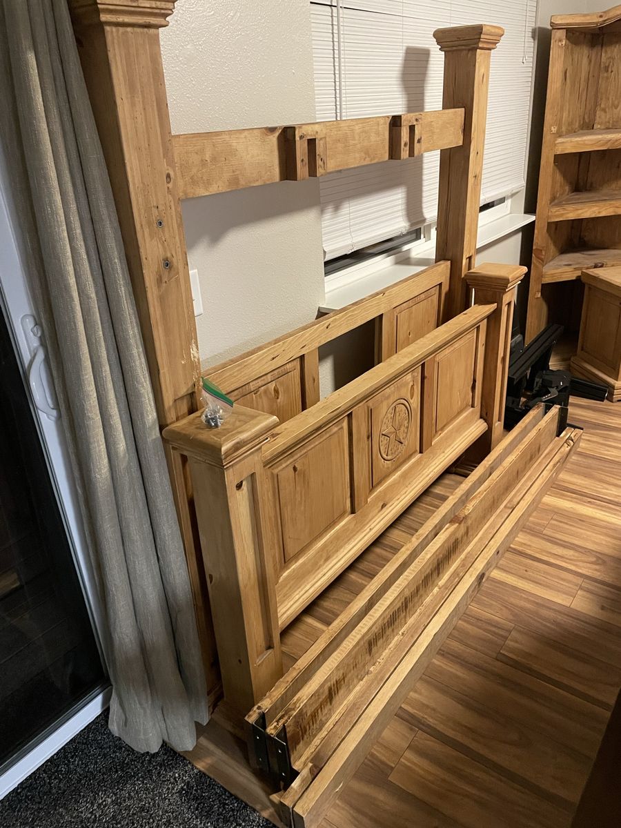 Wooden Queen Size Headboard & Footboard Set - Rustic Farmhouse Style