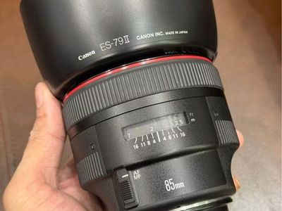 Canon 85mm 1.2 L for 615$, read for more prices