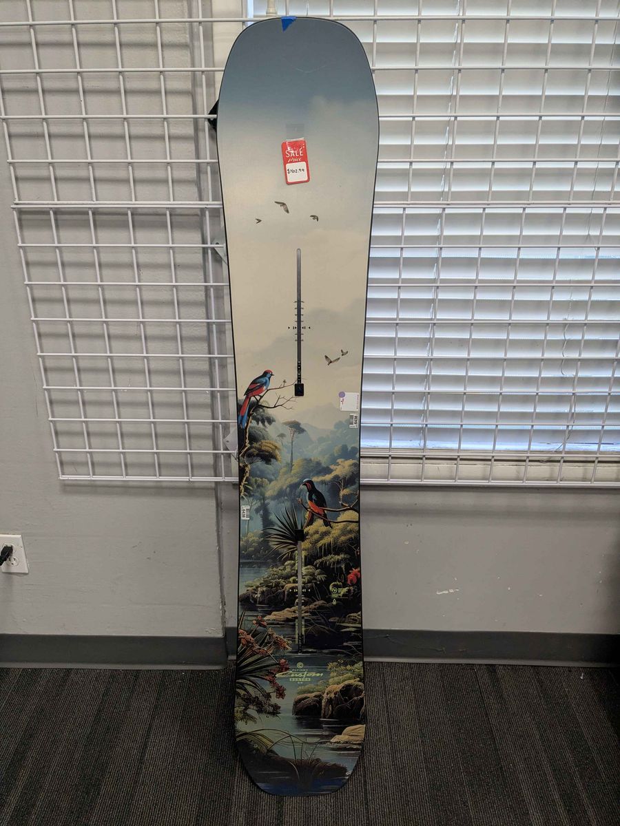 Burton Custom Flying V 158cm Snowboard - Lightly Used (2026)