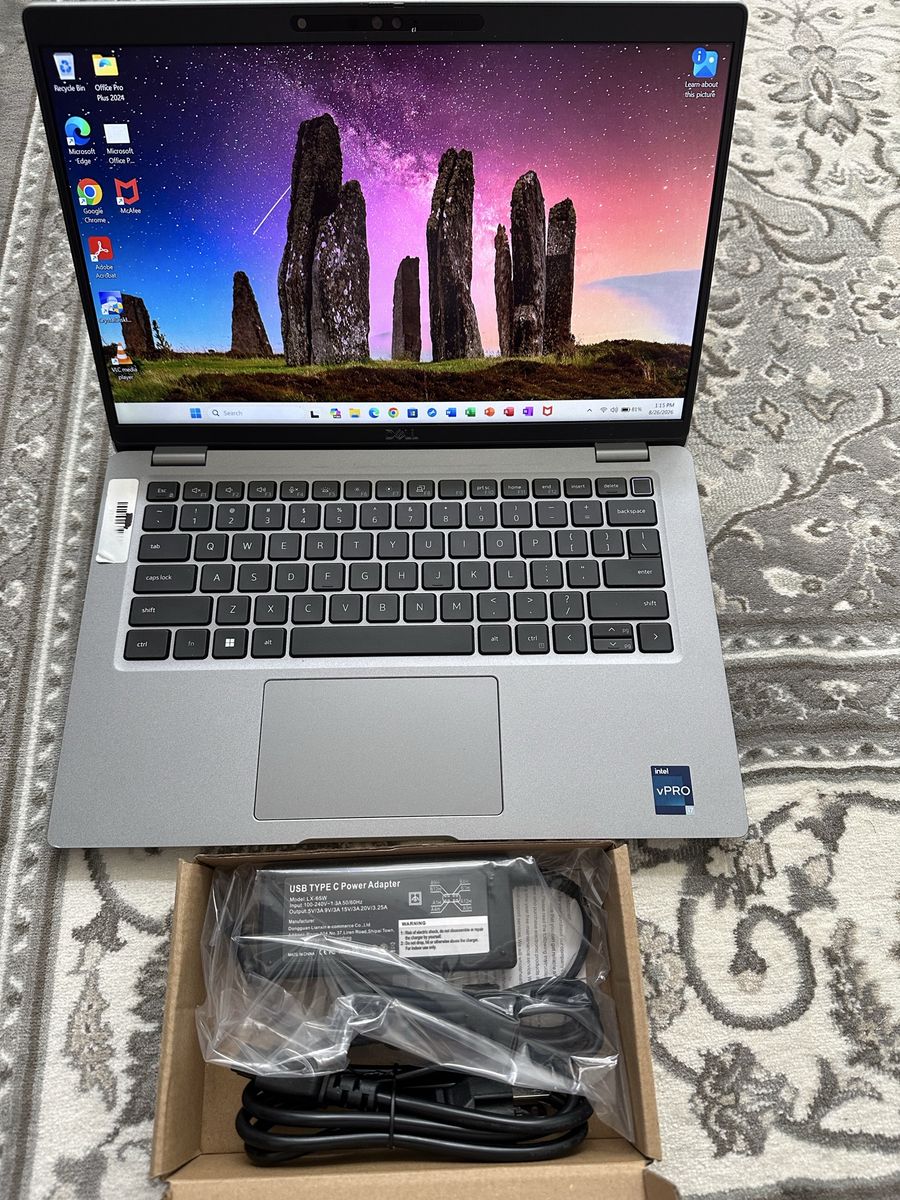 Dell Touch 5430 Laptop i7 Core 12th Gen 24 GB RAM 512 GB SSD