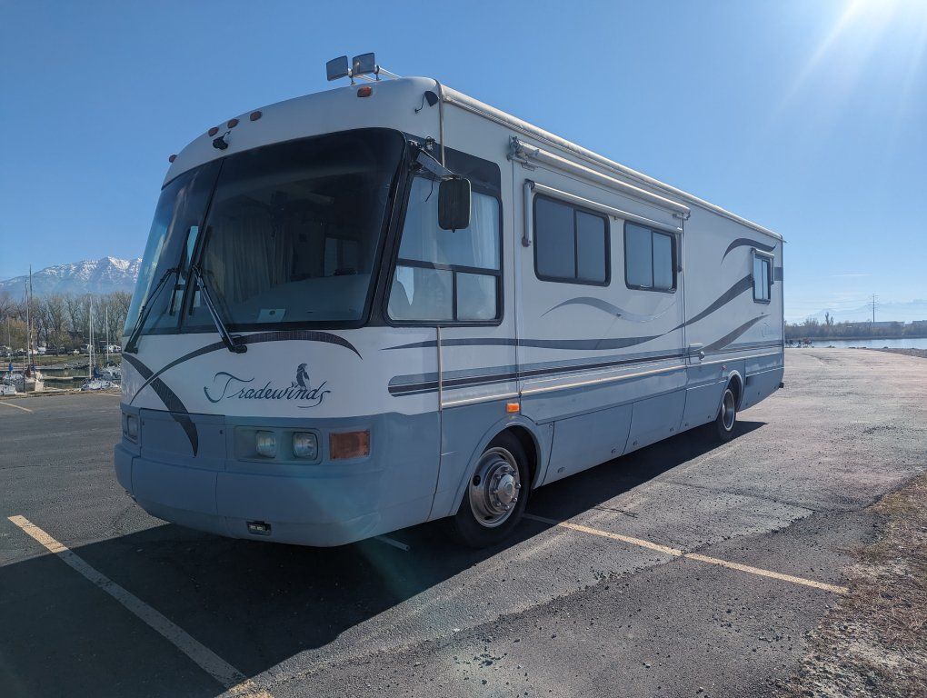 38ft Diesel Pusher Tradswind National