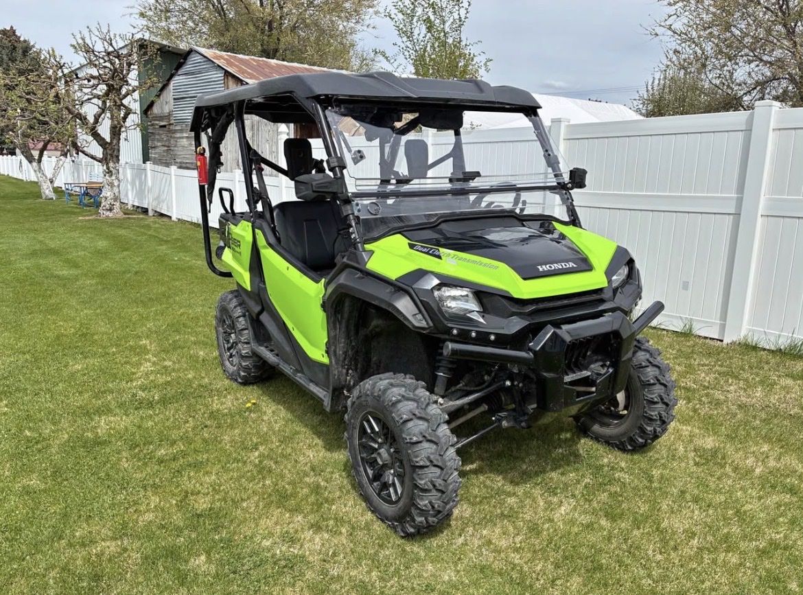 23 Honda Pioneer Side By Side