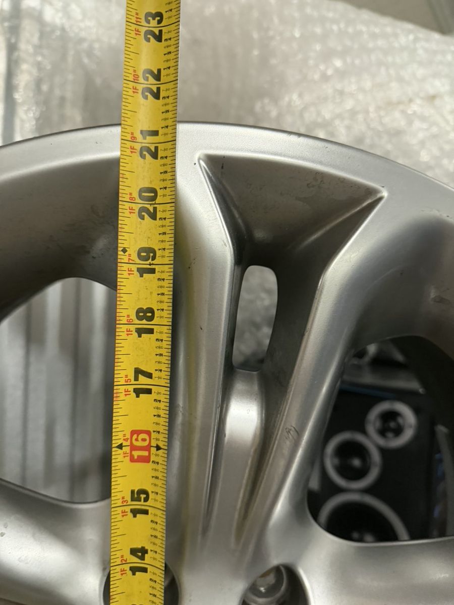 Ford Silver Aluminum 18" Wheels Rims Set of 4 with Center Caps for Car/SUV