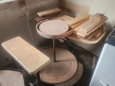 Laguna kick wheel pottery ceramics