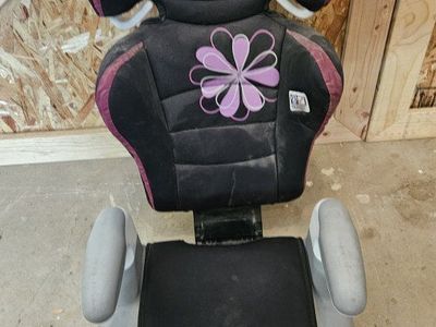 Child booster seat