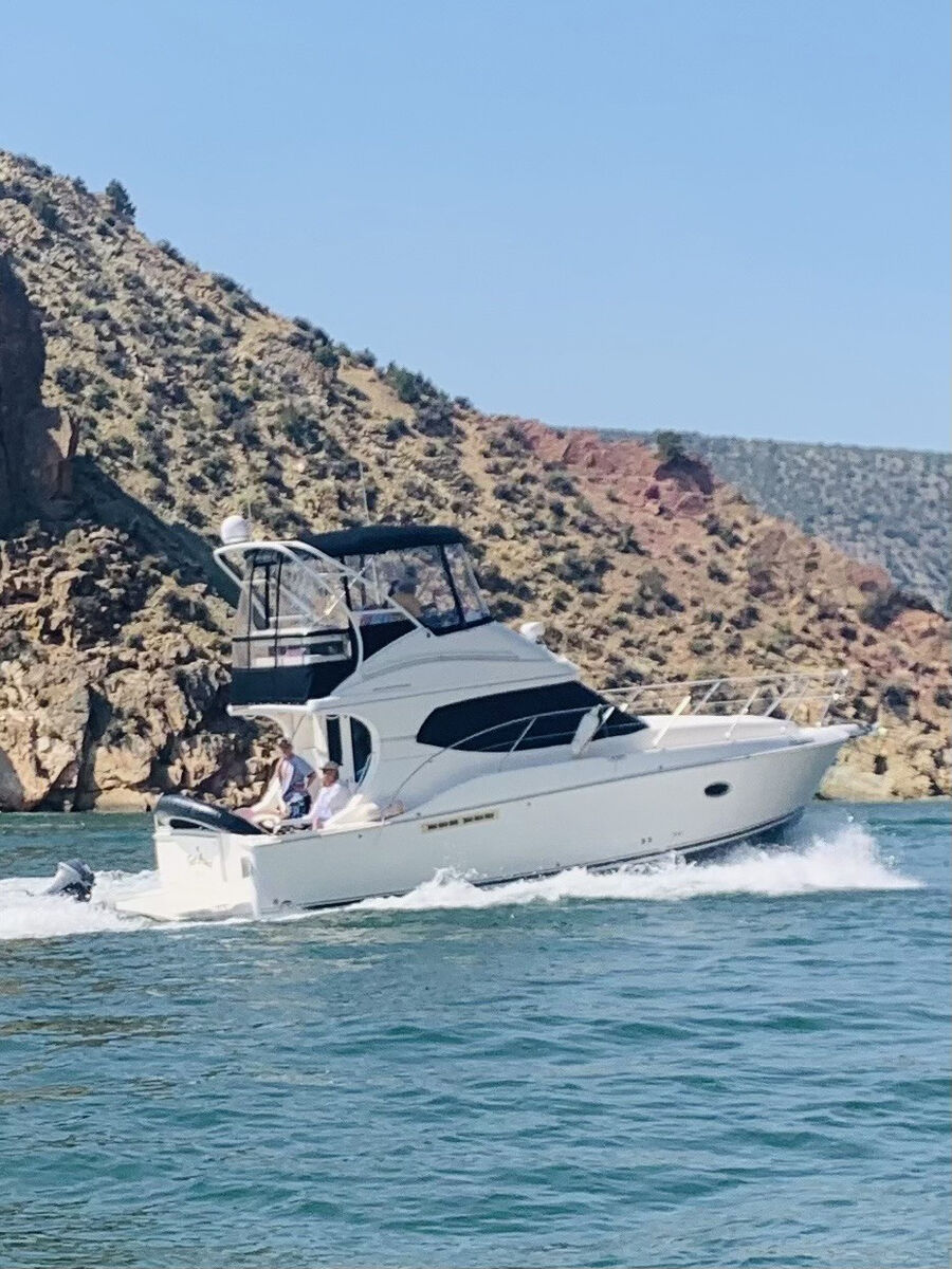 2007 33' Silverton Convertible REDUCED