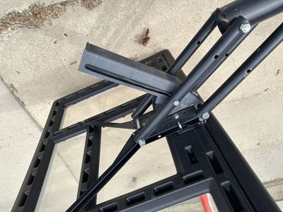 Portable basketball hoop