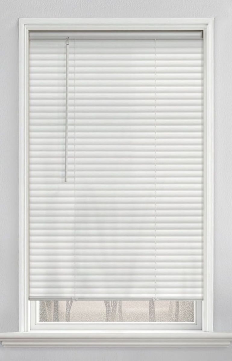 Mainstays 1" Cordless Light Filtering Blind - White 31"x64"