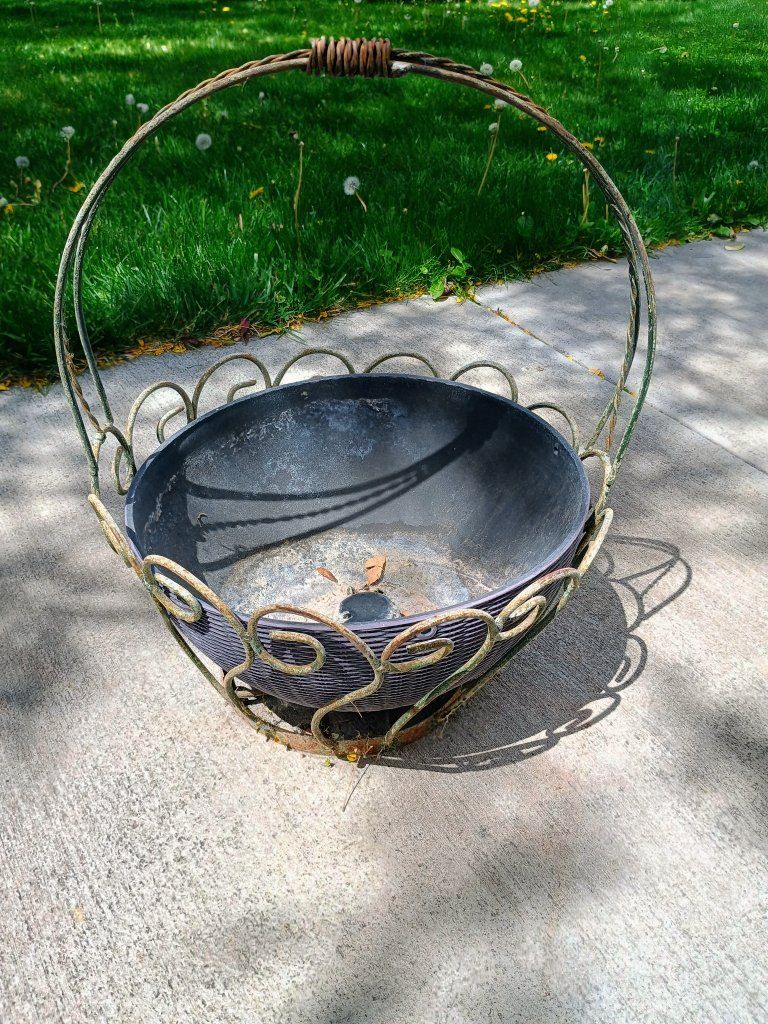 Iron basket flower pot. 15" x 20" tall.