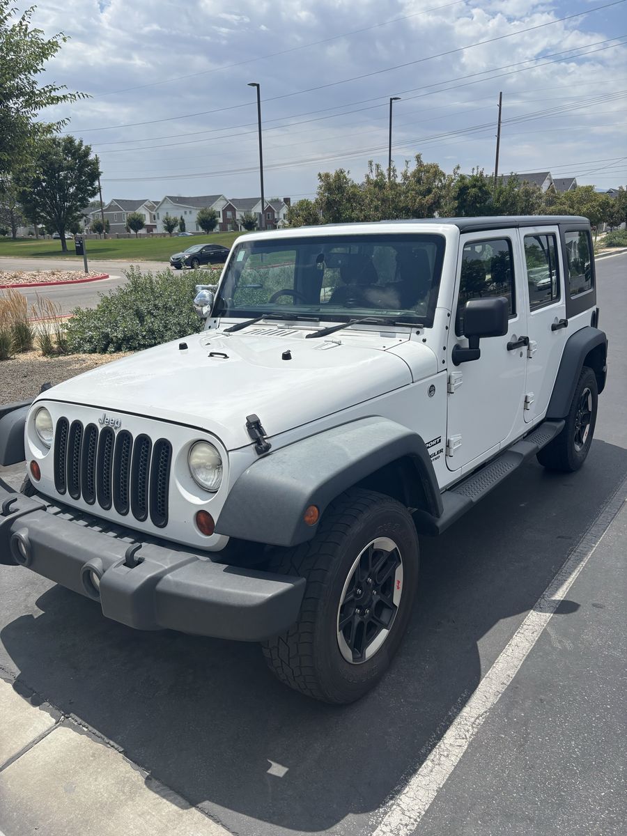 2013 Jeep Wrangler Unlimited Sport RHD