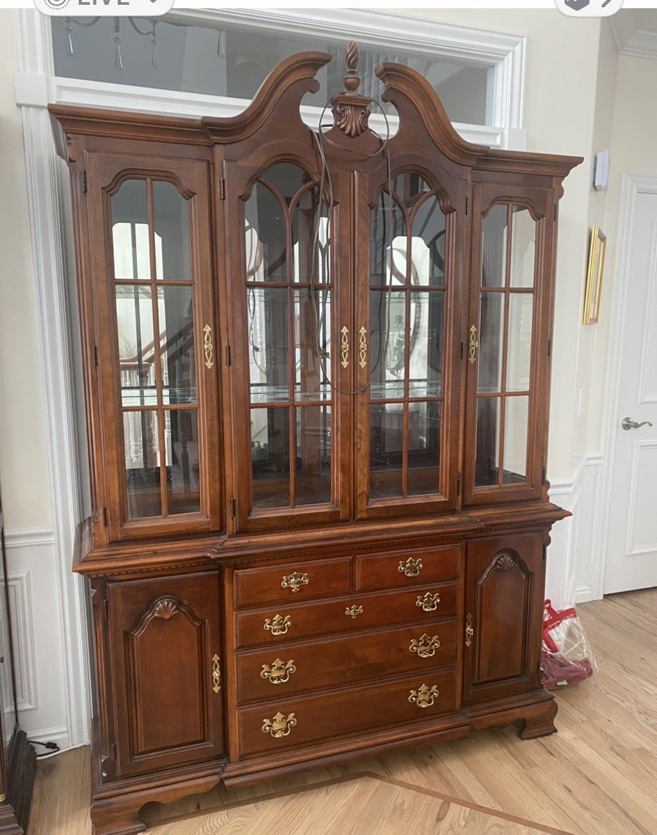 China Hutch and Cabinet