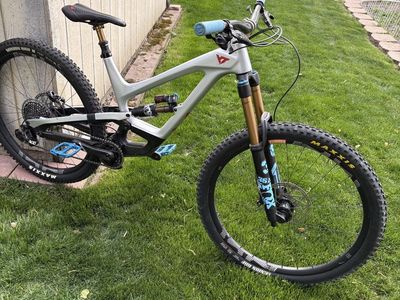 2021 YT Capra elite Large enduro