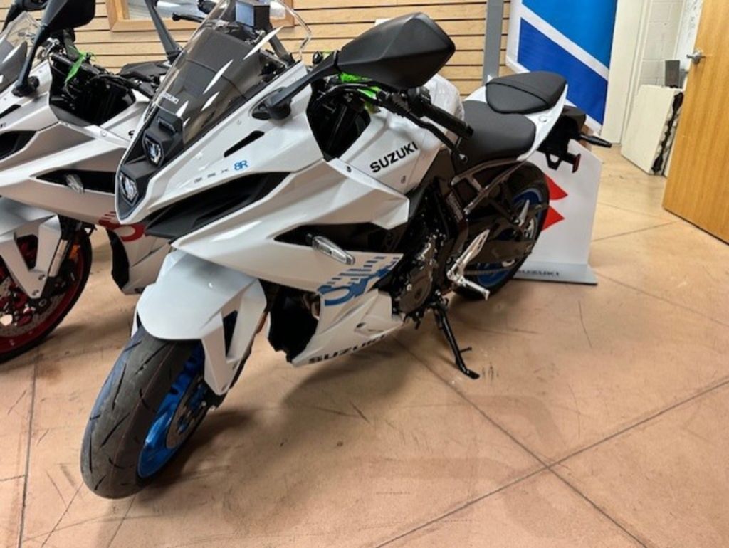 2026 Suzuki GSX-8R