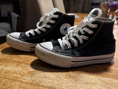 Converse Chuck Taylor All Star Kids High Top Canvas Sneakers Black