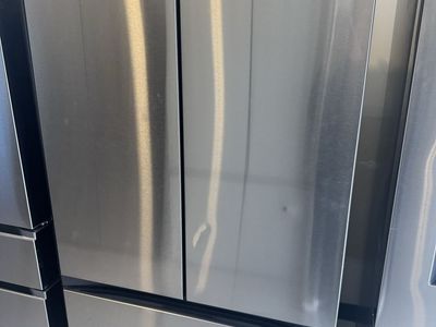 New Scratch and Dent Samsung Bespoke Refrigerator