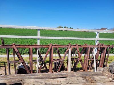 Cattle Feeder headgates