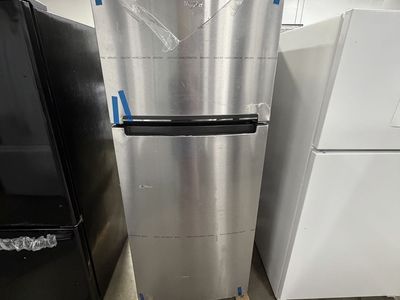 NEW WHIRLPOOL 18 C FT STAINLESS TOP FREEZER