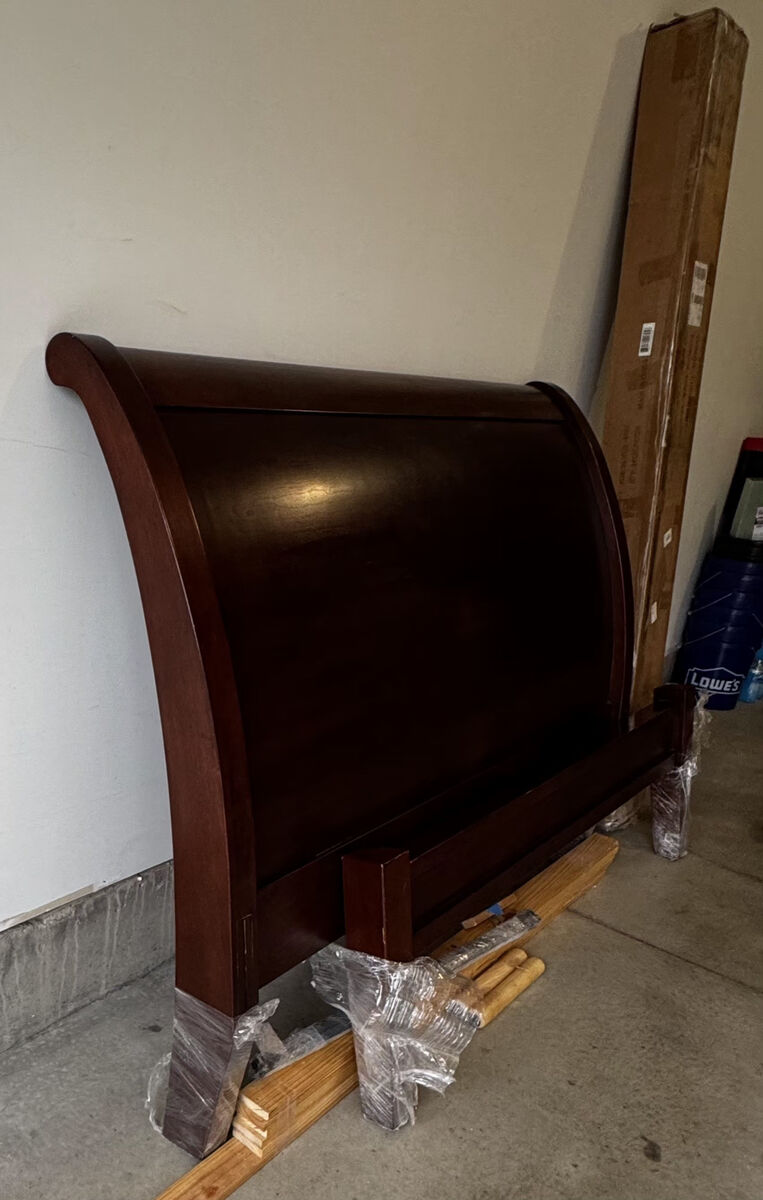 Pottery Barn Solid Wood Queen Size Sleigh Bed