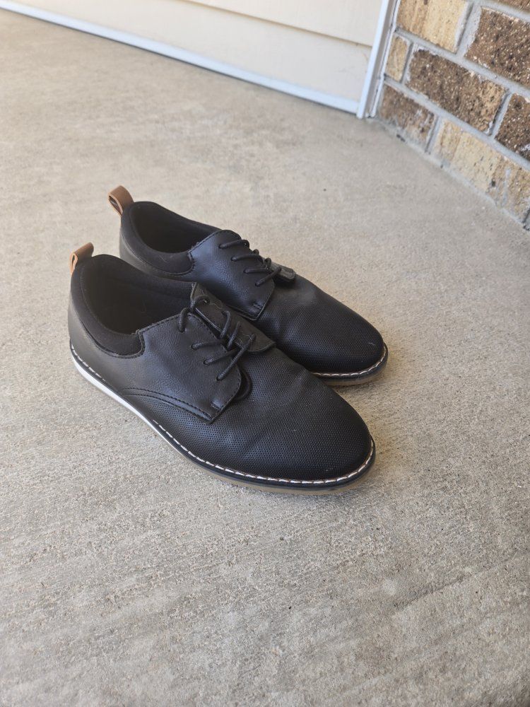 Boys dress shoes