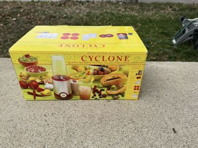 New cyclone blending smothie blender set