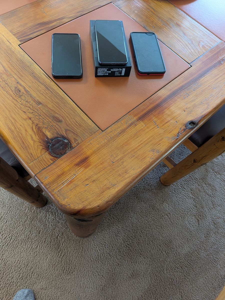 Samsung S23 (2) and S21 (1)