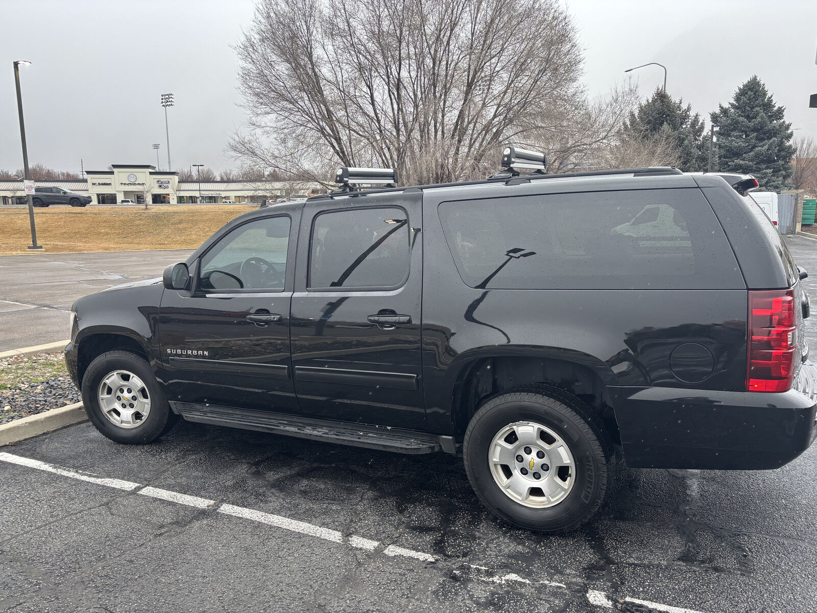 2013 CHEVROLET SUBURBAN 1500 LS