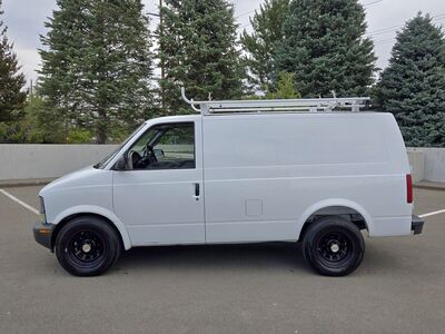 2004 Chevrolet Astro Van Base