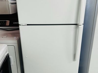 Ge & HotPoint Top Bottom Refrigerators