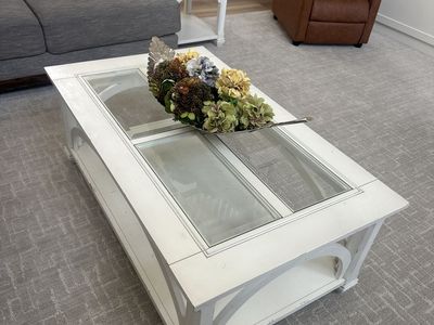 Coffee Table AnD Two End Tables $100 OBO