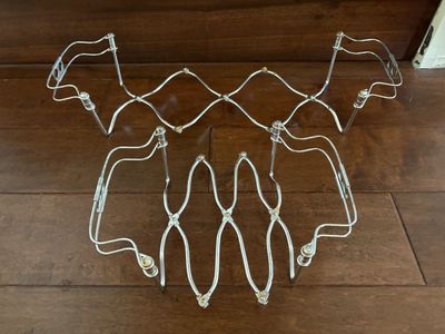 2 Vintage Expandable Trivet Casserole Dish Holders