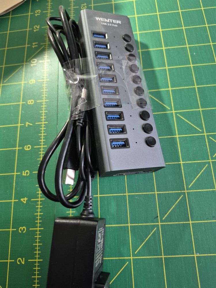 Wenter 10-Port USB 3.0 Hub Powered Expansion Splitter with Individual Switches