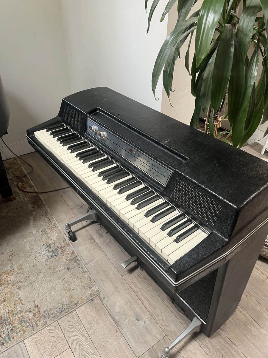 Wurlitzer 203W Electric Piano