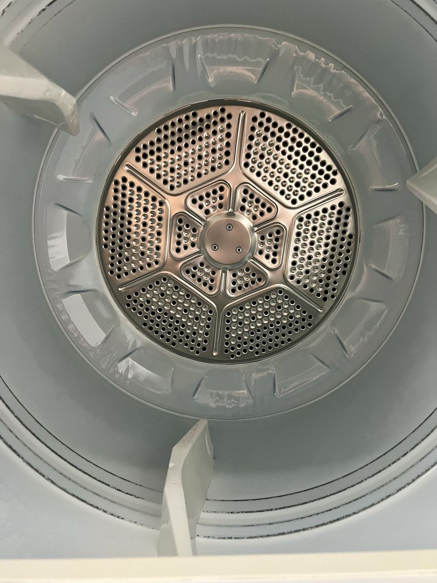 Main image 6