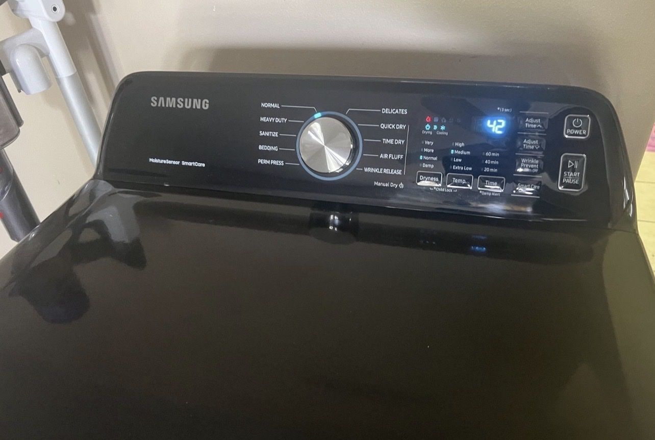 Samsung 7.4 cu ft Front-Load Gas Dryer Black DVG45T3400V – Tested & Working (Eagle Mtn)