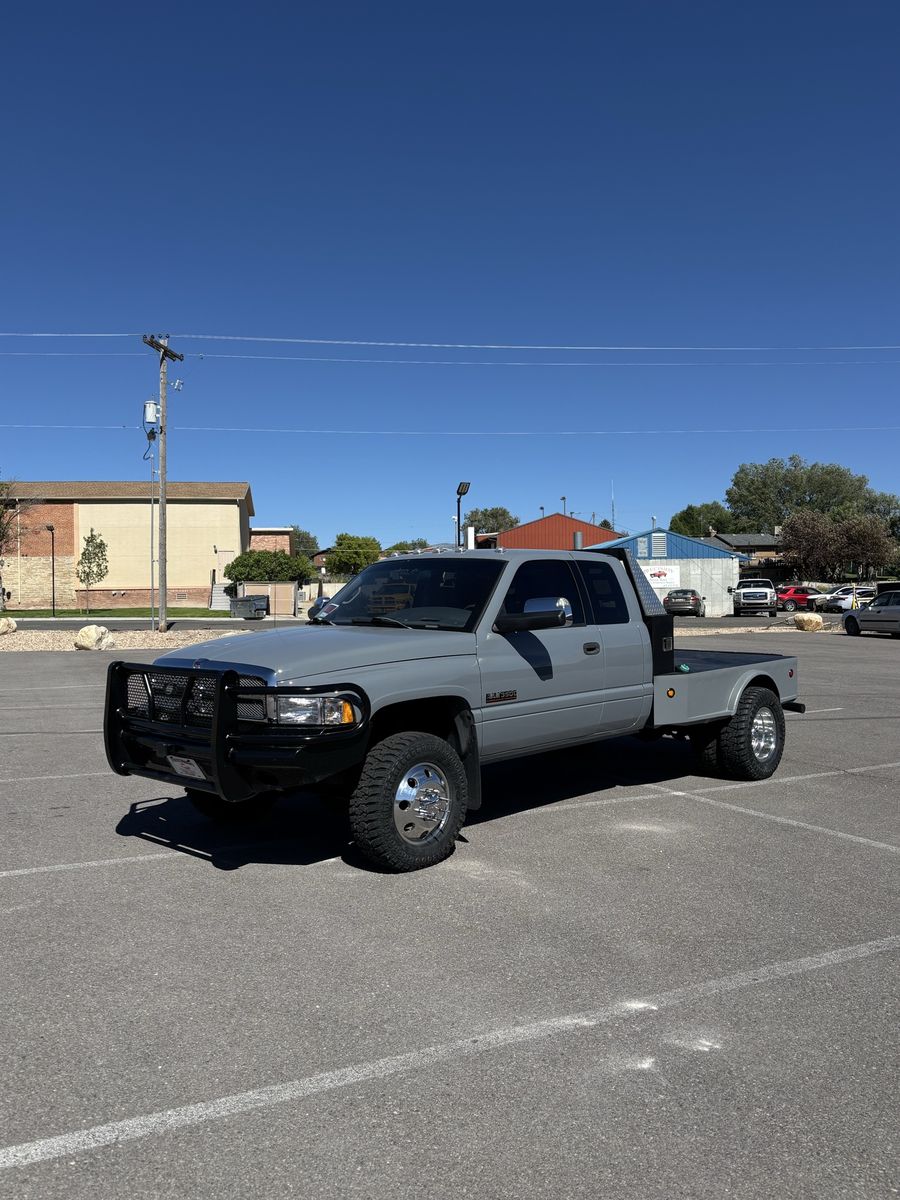 1999 Dodge Ram 3500 SLT