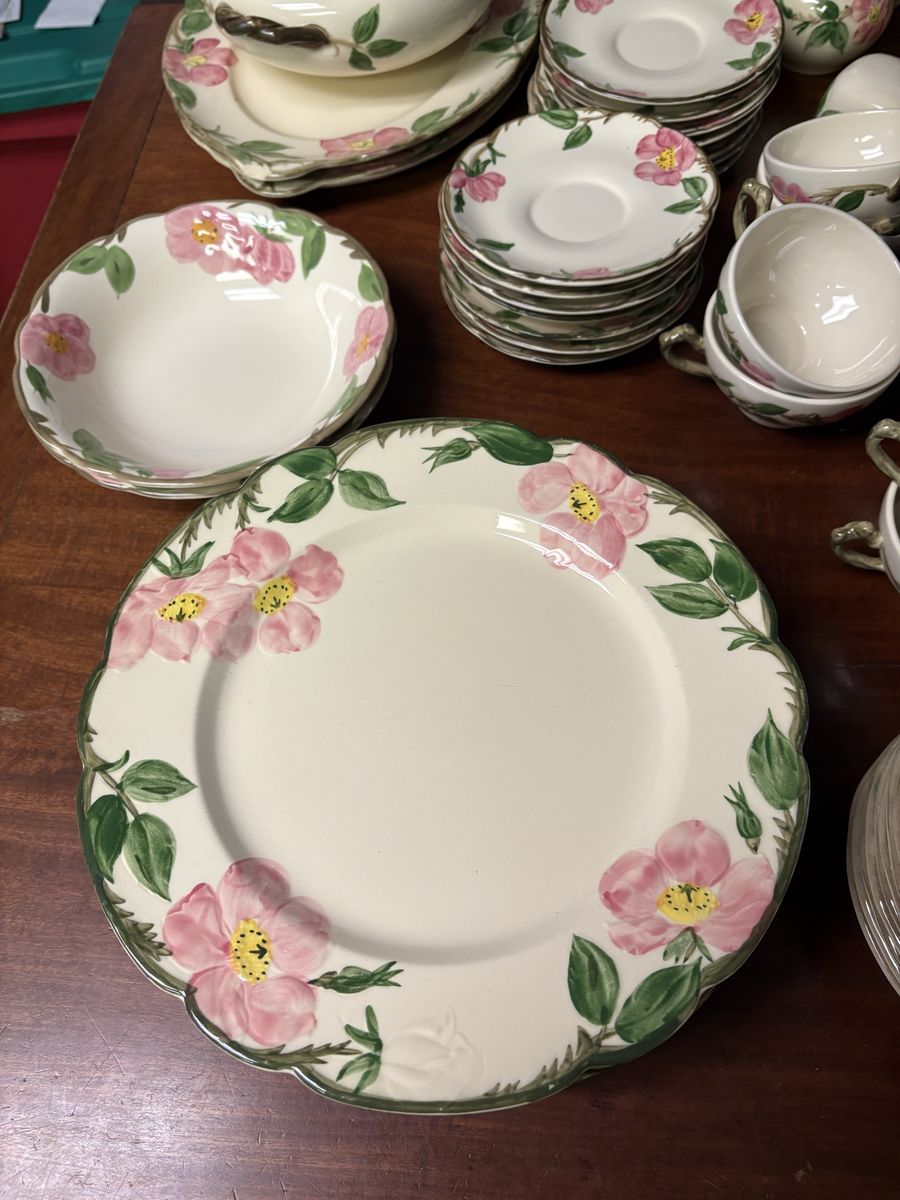Franciscan Desert Rose Set