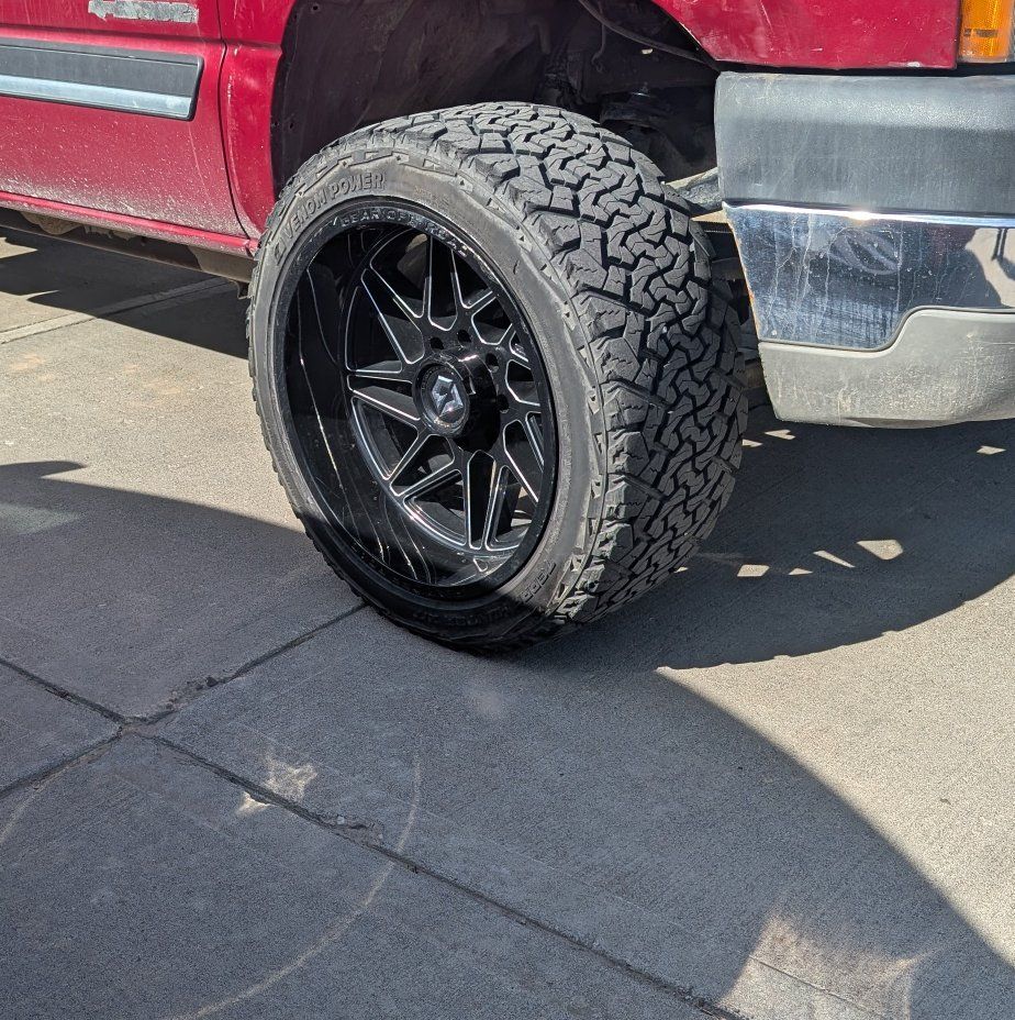 8x6.5 33x12.5r22