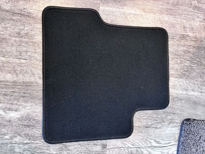 Jeep Latitude Floor mats