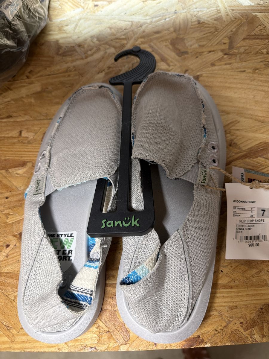 Sanuk Women's Donna Hemp Slip-On Shoes Grey Size 7 NWT