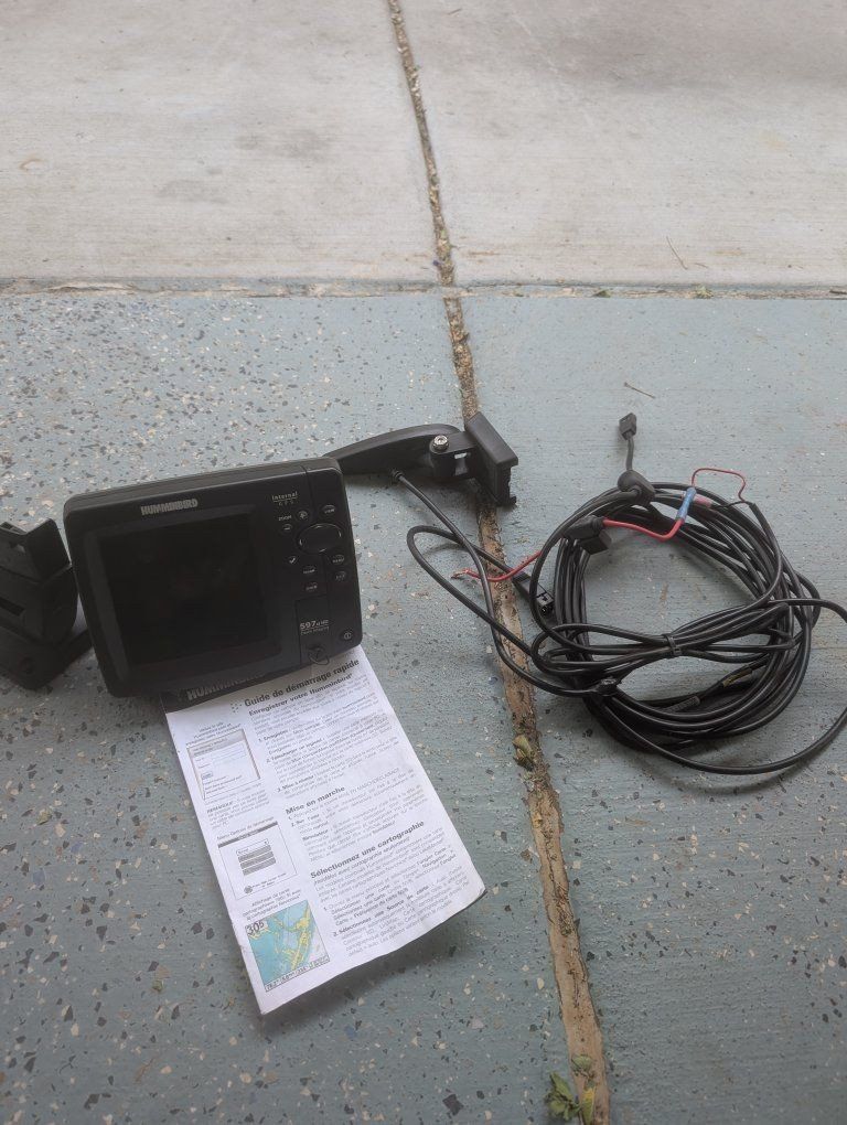 hummingbird 597 ci hd down imaging dish finder for sale