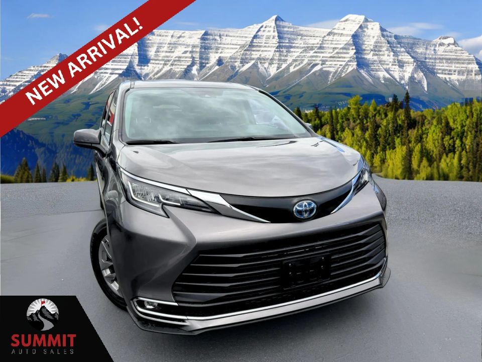 2023 Toyota Sienna XLE 7-Passenger — rebuilt & branded title