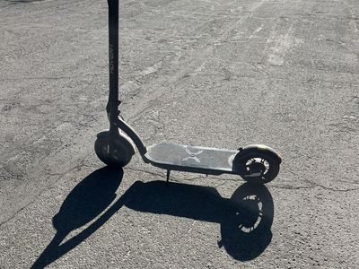 Electric scooter